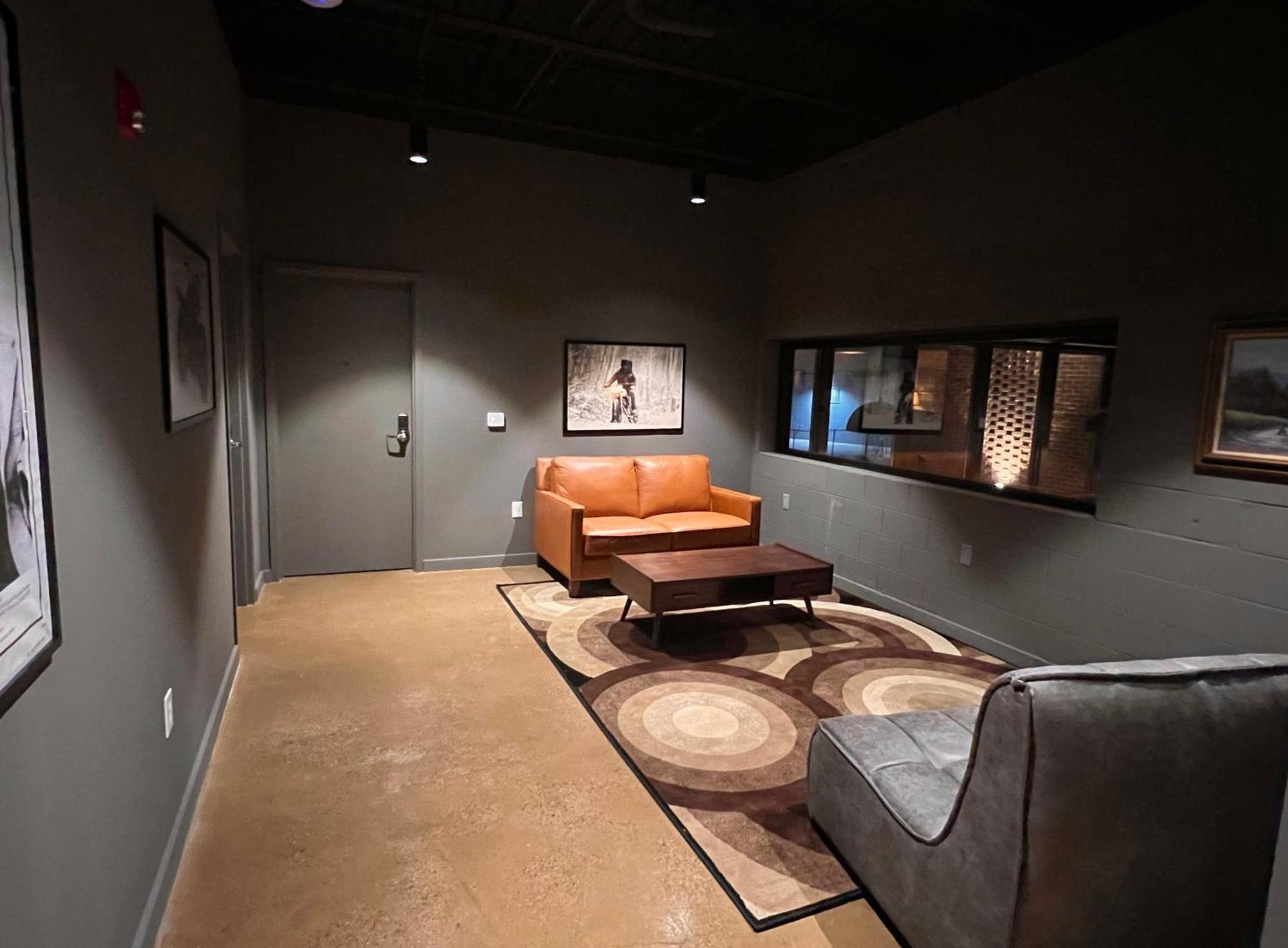 Classified Moto - The Frank Room Richmond Exterior foto